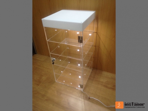 Expositor Acrílico com Iluminação